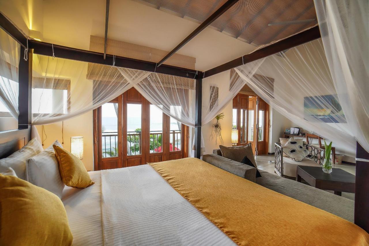 Villa Oceane Mirissa Exterior photo